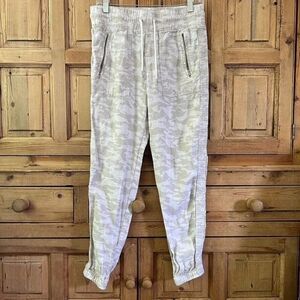 Athleta Cream Camo Cabo Tide Linen Joggers Tan Casual‎ Pull On Womens Size 2